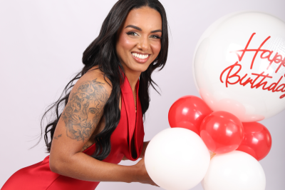 A Influenciadora Rutiele Fernandes celebra seus 29 anos no Sítio das Orquídeas