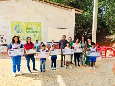 Alunos da EMEIEF São Salvador conquistam destaque em iniciativas de sustentabilidade