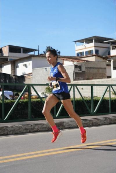 Atleta de Alegre, Mônica Keller conquista o 1º lugar geral na Corrida Hortiverdi