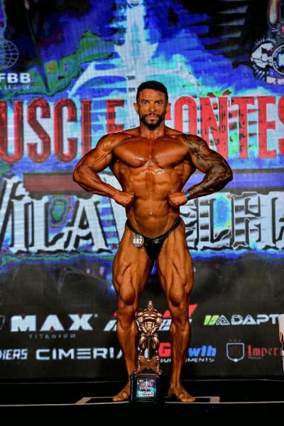 Bruno Moreira se destaca no fisiculturismo capixaba e se prepara para competição internacional em Vitória