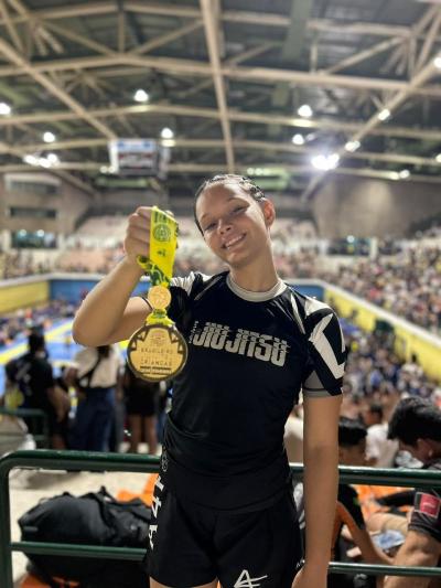 Giovana Fernandes conquista título brasileiro de Jiu-Jitsu sem Kimono no Rio de Janeiro