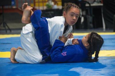Júlia Menezes Valpasso conquista o 1º lugar na 8ª Copa Pepê, em Guarapari