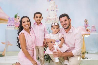Luísa celebra 1 aninho em um lindo Jardim Encantado