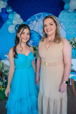 Os 15 anos de Helena Queiroz
