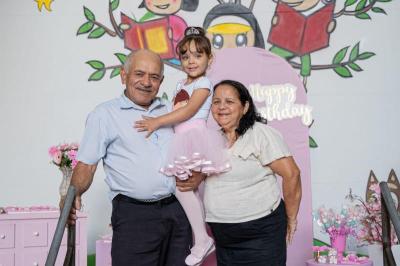 Luísa Damasceno fez 4 aninhos com o tema "A Bailarina"