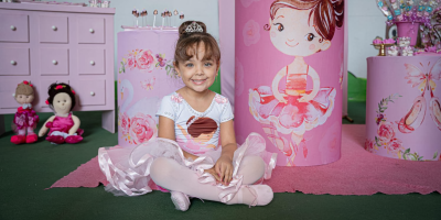 Luísa Damasceno fez 4 aninhos com o tema "A Bailarina"