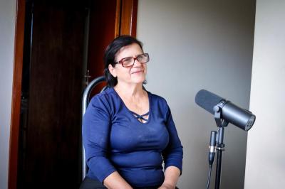 Podcast feito por jovens de Vargem Alta retratam histórias de avós
