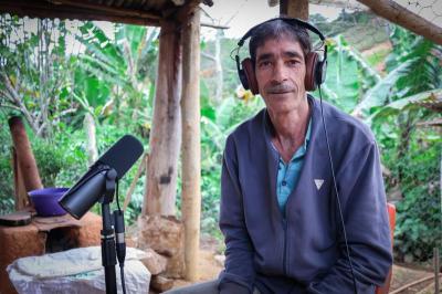 Podcast feito por jovens de Vargem Alta retratam histórias de avós