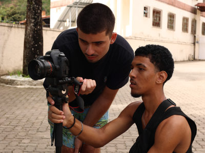 Projeto oferece bolsas para jovens produzirem filmes-carta nas montanhas capixabas
