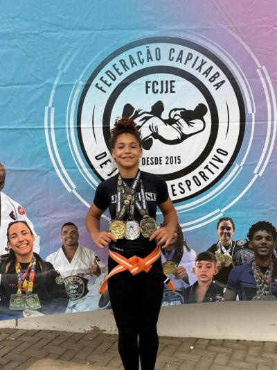 Sofia Rangel Laurente conquista três pódios na 8ª Etapa Estadual de Jiu-Jítsu