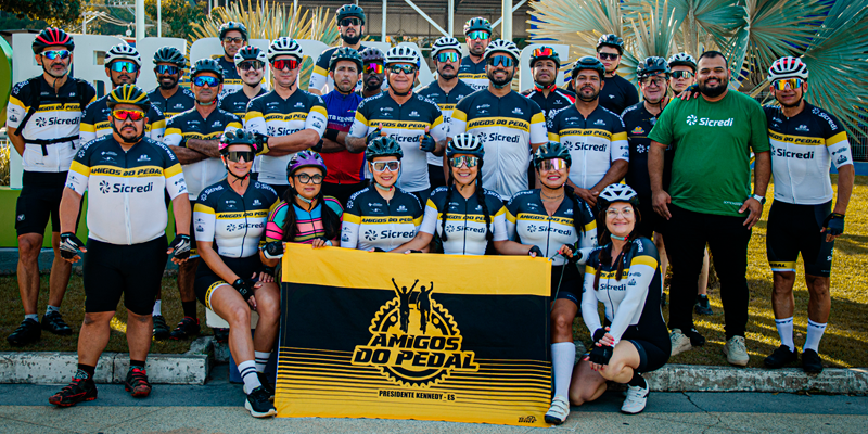 Amigos do Pedal de Presidente Kennedy lançam novo manto com apoio de empresas locais