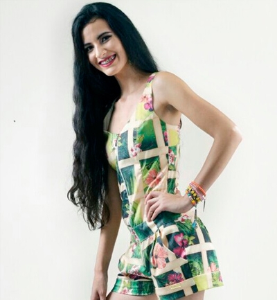 Victória Caroline
